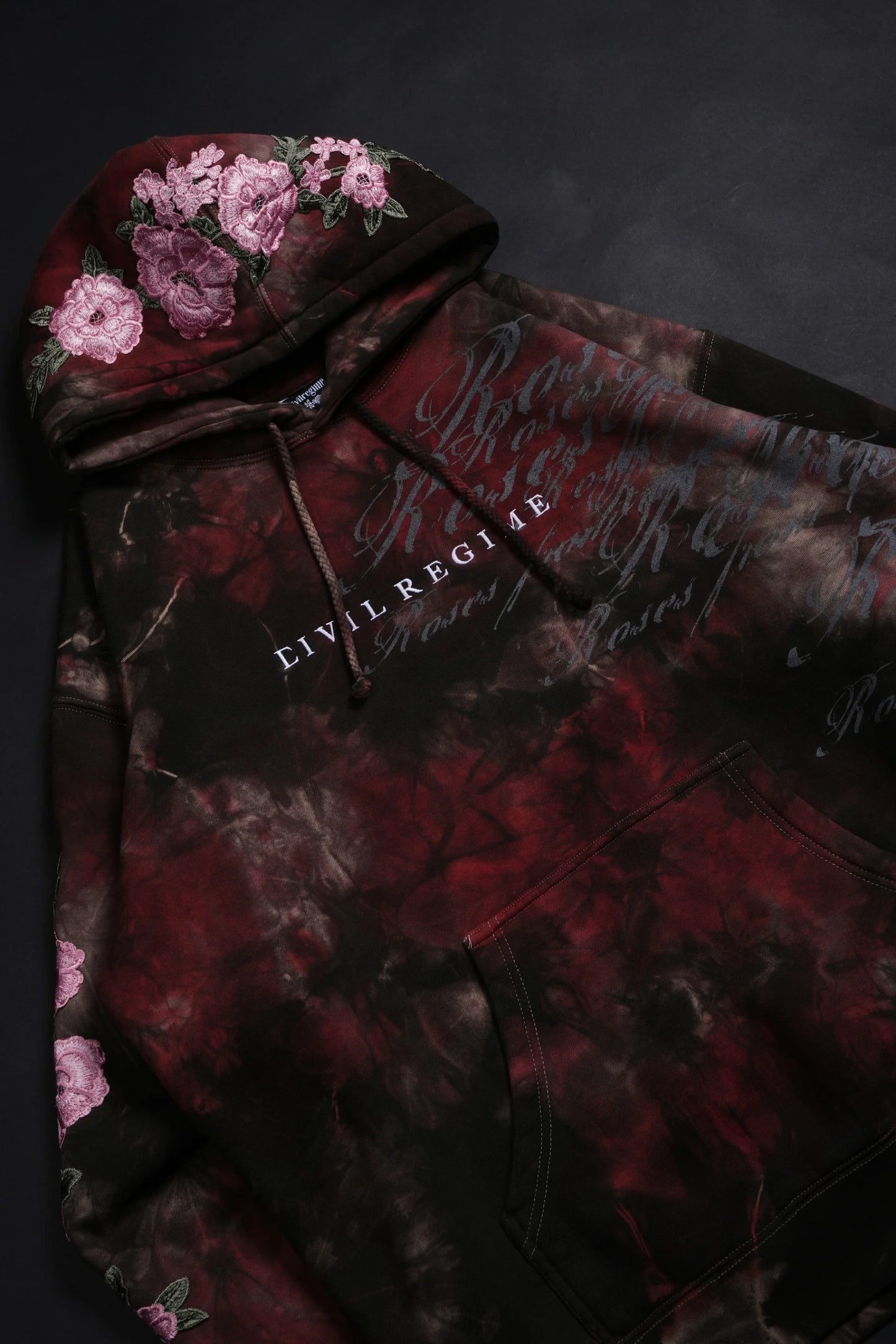 BAROQUE MARBLE ROSES HOODIE IN BAROQUE WASH