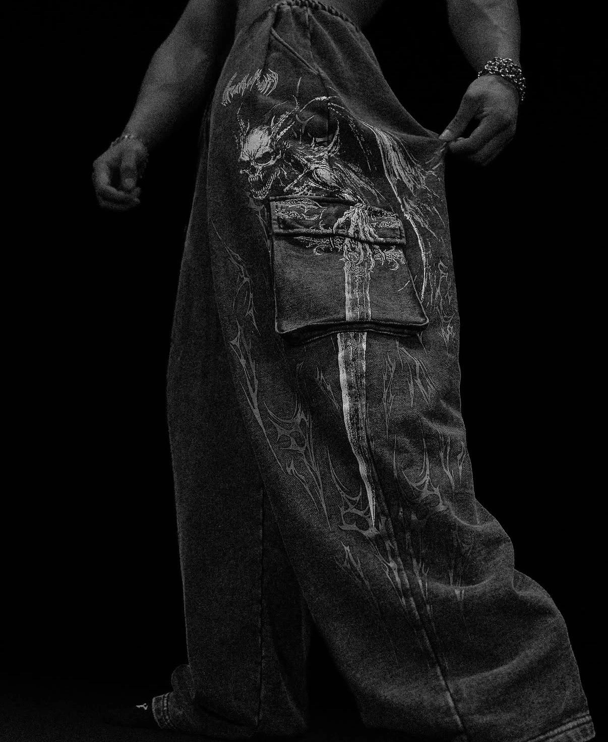 Gargoyle Cargo Sweatpants [VINTAGE]