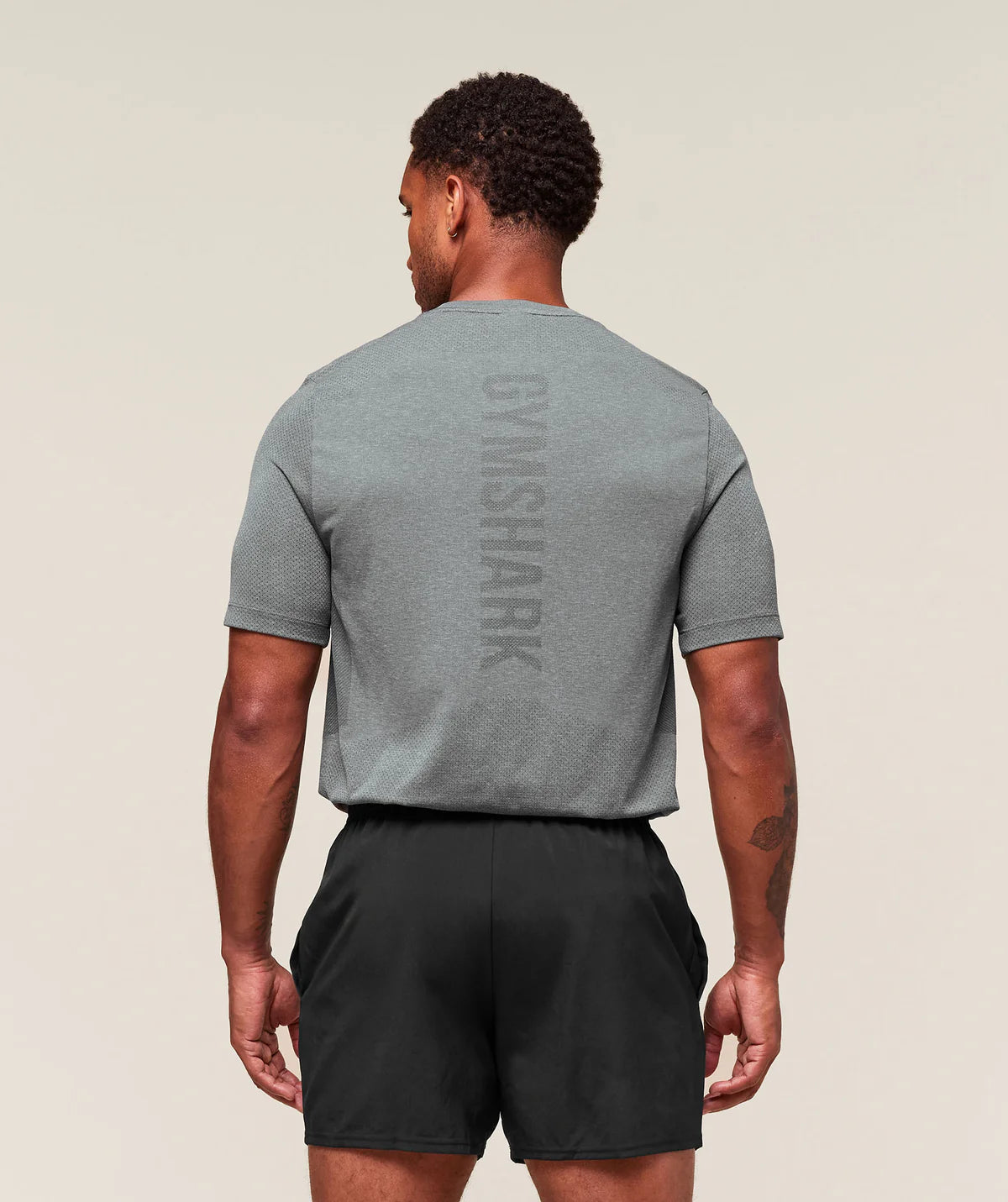 Lightweight Seamless T-shirt